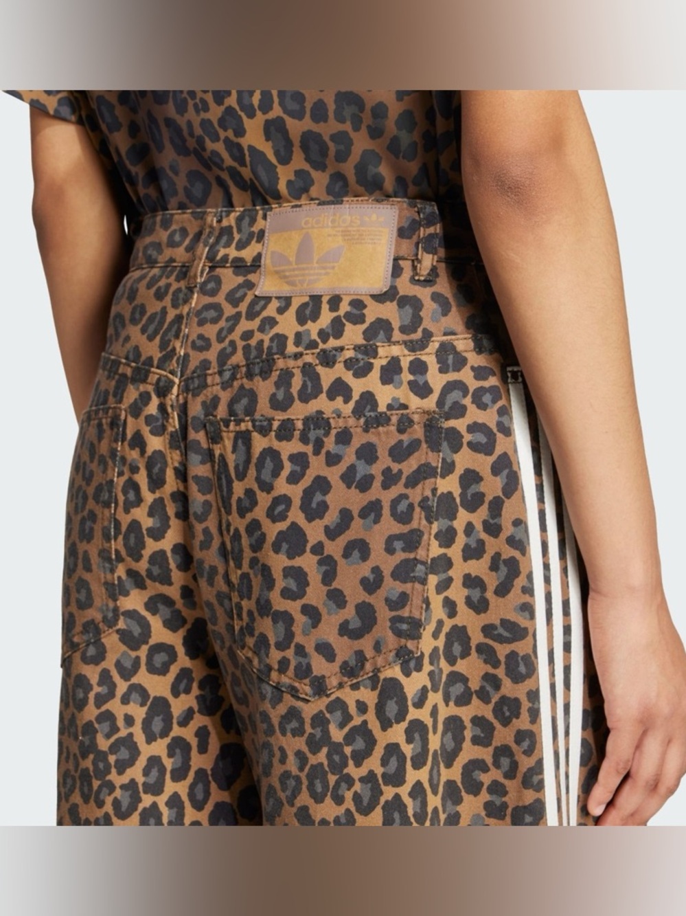 ADIDAS ORIGINALS 3 STRIPES WOMEN'S LEOPARD DENIM BERMUDA SHORTS 24” - Picture 5 of 12